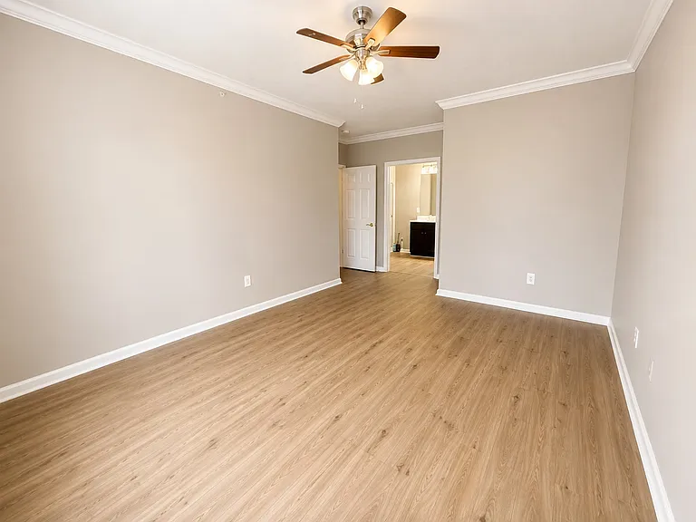 2704 Bradford Commons Dr #201 — Photo 15
