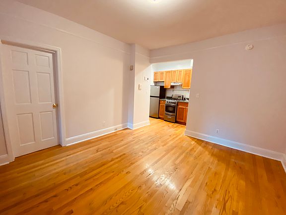 3rd image of 328 8th Ave APT 2B