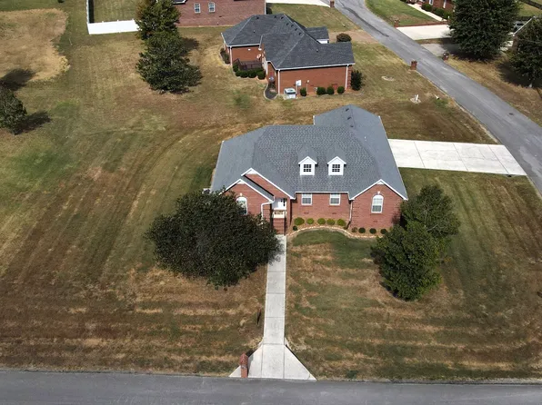 95 Maple Dr, Woodbury, TN 37190