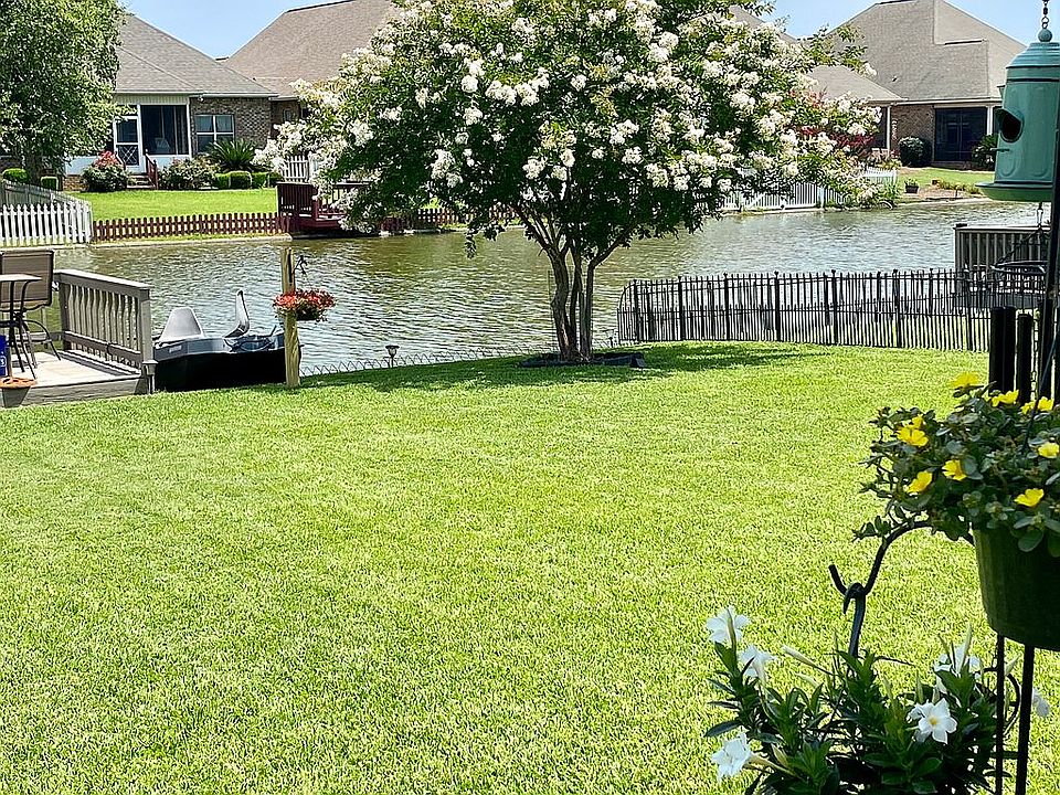 2nd image of 119 Newport Is