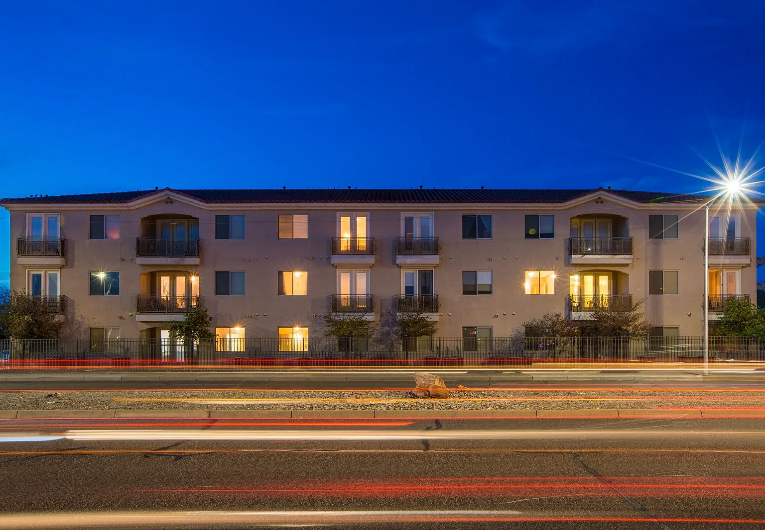 4801 Gibson Blvd SE — Photo 1