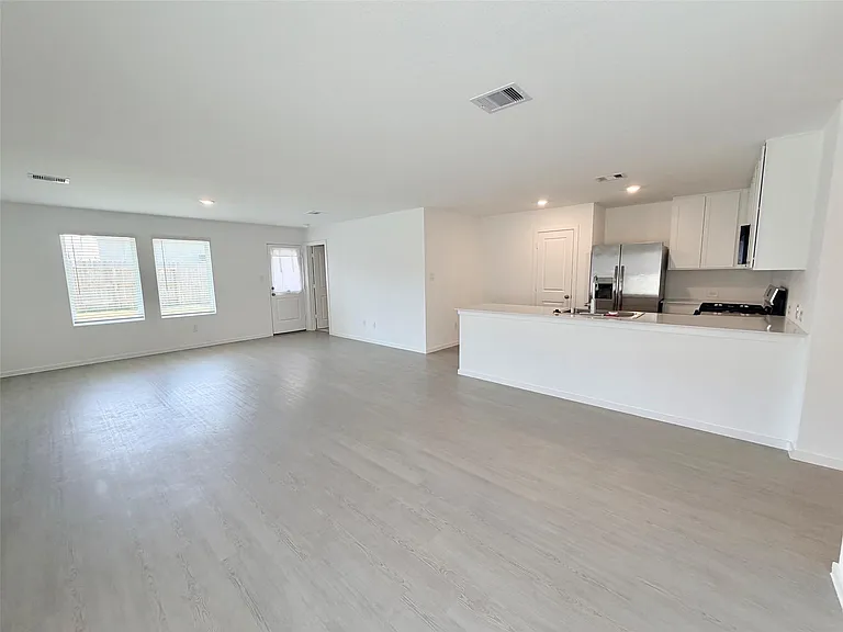 1511 Rose Blush Ln — Photo 3