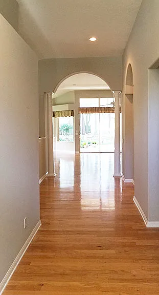 378 W Doerr Path — Photo 2