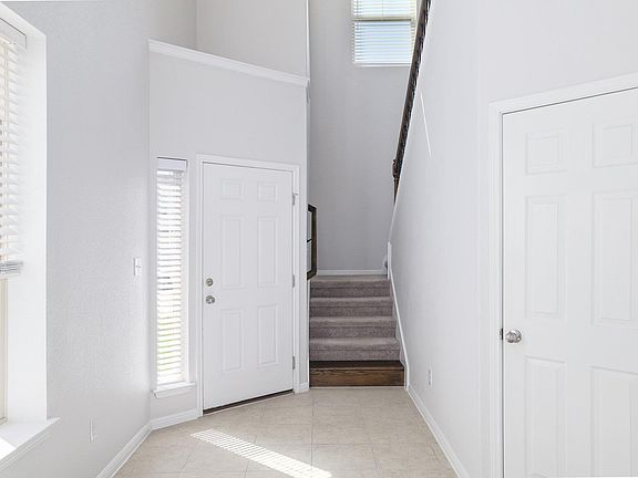 5th image of 153 Brady Creek Way