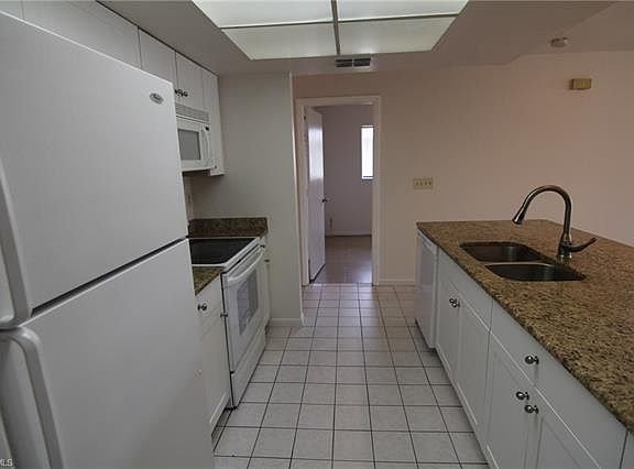 5th image of 1328 SE 24th Ave