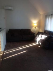 210 Beaver Dr, Mastic Beach, NY, 11951