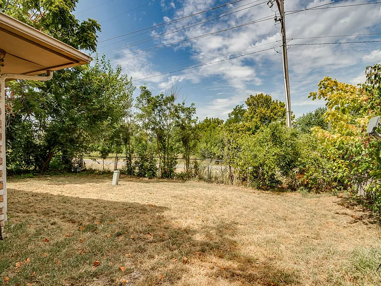 819 N Eagle Ln — Photo 42