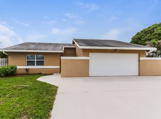 9120 Saddlecreek Dr, Boca Raton, FL 33496