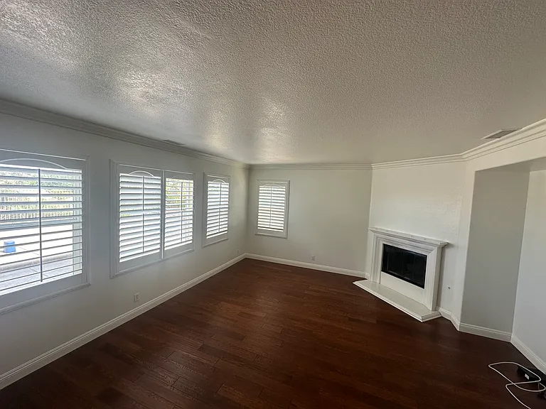 3279 Huntfield St — Photo 25