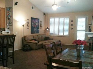 22835 Raintree Ln, Saugus, CA 91390