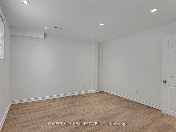 3rd image of 3788 Forest Bluff Cres