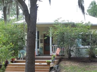 150 Wright Grove Rd, Oak Hill, FL 32759