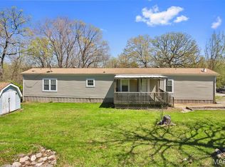 1045 Tatoga Dr, Festus, MO 63028
