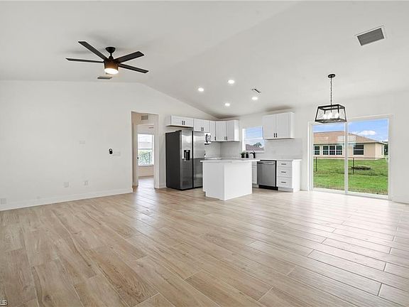 2nd image of 328 NE 24th TER