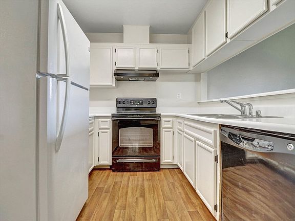 4th image of 291 E Mel Ave Unit 253