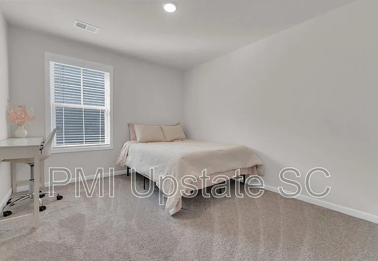 1110 Silverbend Trl — Photo 23