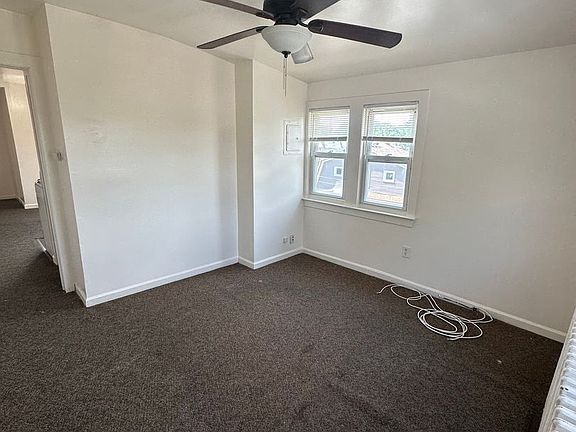 5th image of 919 12th Ave