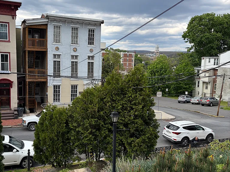 605 Mahantongo St #1 — Photo 21