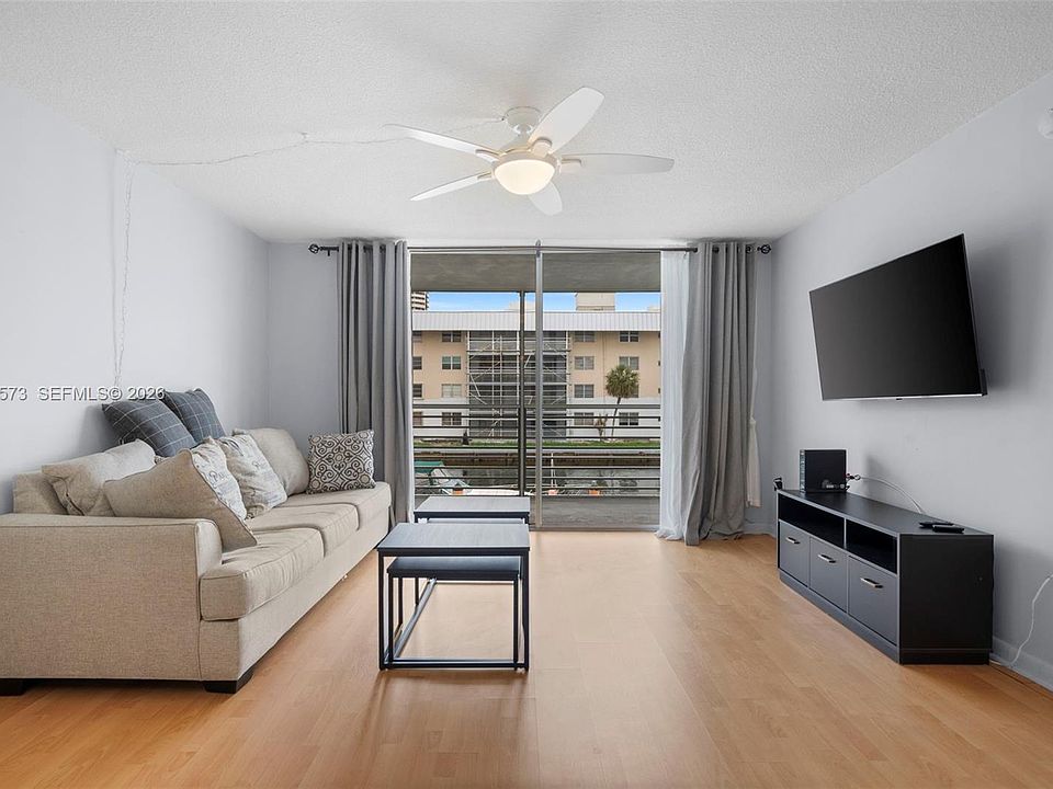 1st image of 3551 NE 169th St APT 212
