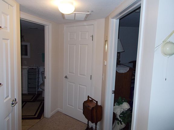 3rd image of 1135 W Bank Rd APT 101