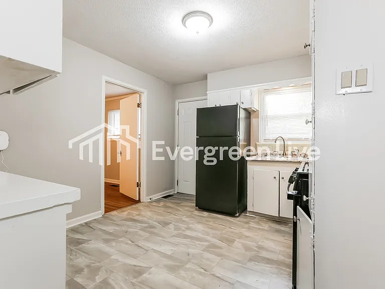 22 Glenmere Dr — Photo 8