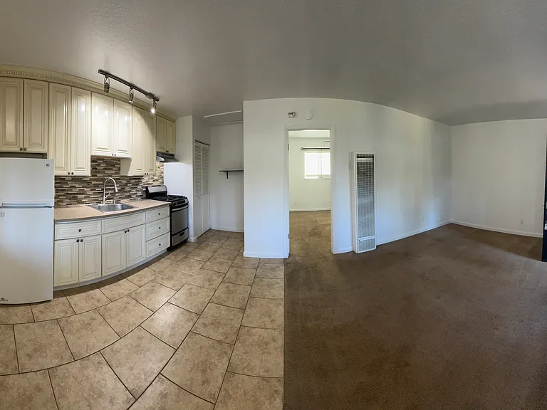 3997 Manzanita Ave #4A — Photo 3