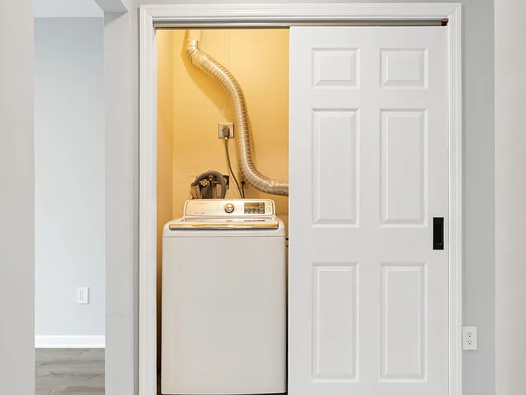 4405 Aspen Dr — Photo 8