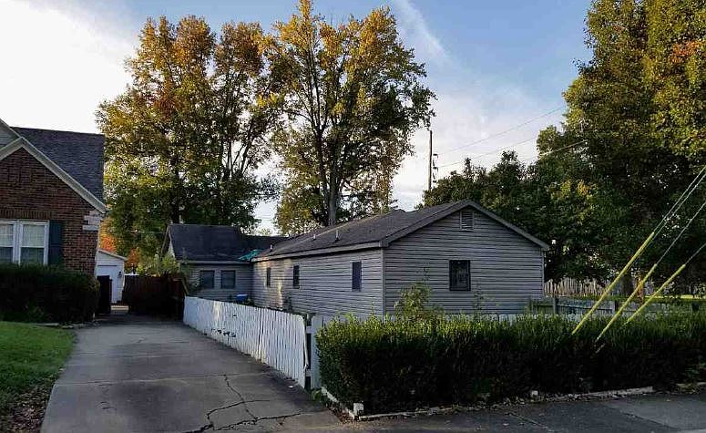 2nd image of 2101 Bayard Park Dr
