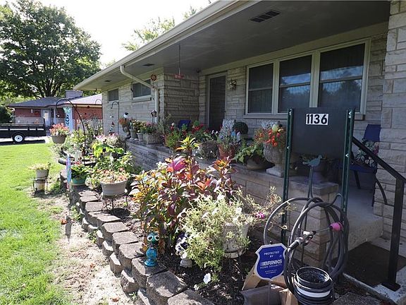 4th image of 1136 N Hathaway Dr