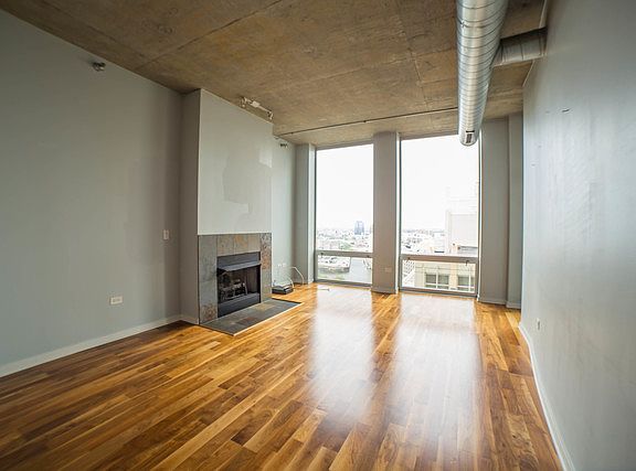 4th image of 700 N Larrabee St APT 1702