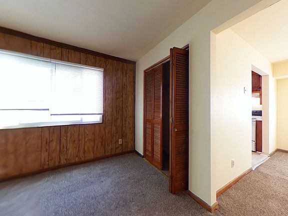 4th image of 600 74th St APT 6