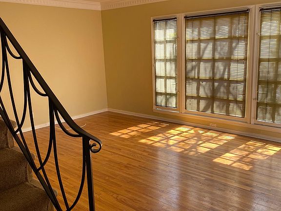 2nd image of 1530 1/2 S Beverly Dr #1530-1/2