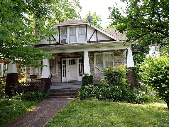 2nd image of 2547 Blair Blvd #B