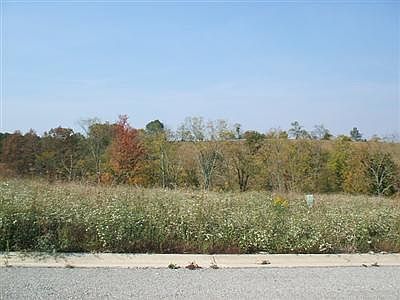 1st image of 173 Thorntree Ln