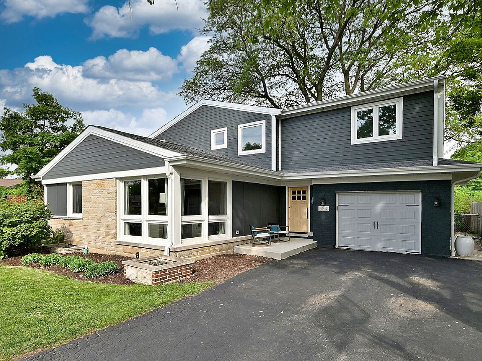 1st image of 334 E Huntington Ln