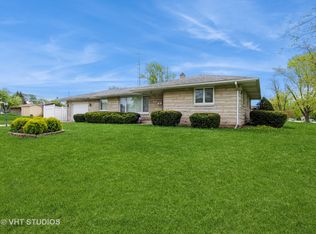 930 Sheila Dr, Joliet, IL 60435