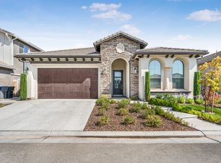 2663 Vermont Ave, Clovis, CA