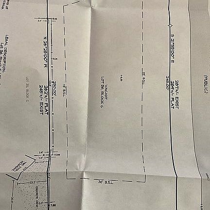 3rd image of 215 Sabine Dr