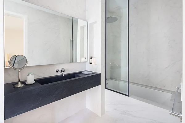 Sold by Compass | media 15