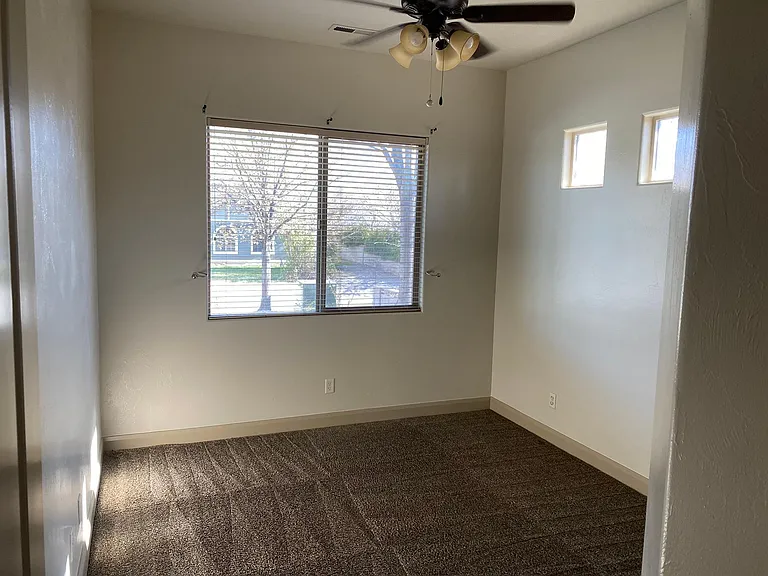 2090 S Belford Pl — Photo 22
