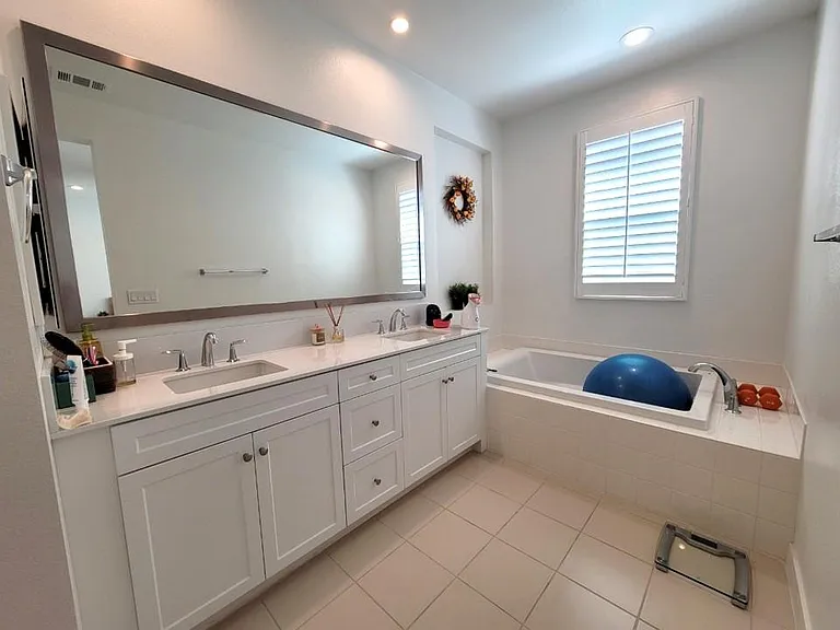 5345 Harvard Way — Photo 5