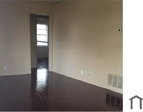 2301 Plume Dr — Photo 2