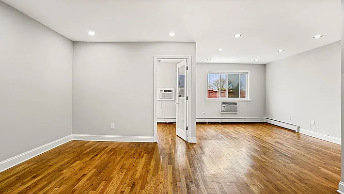 Rented by Compass | media 12