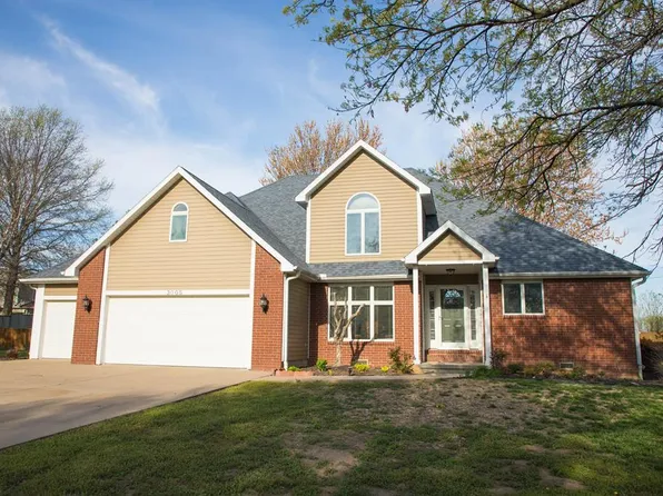 3005 Regency Dr, Independence, KS 67301