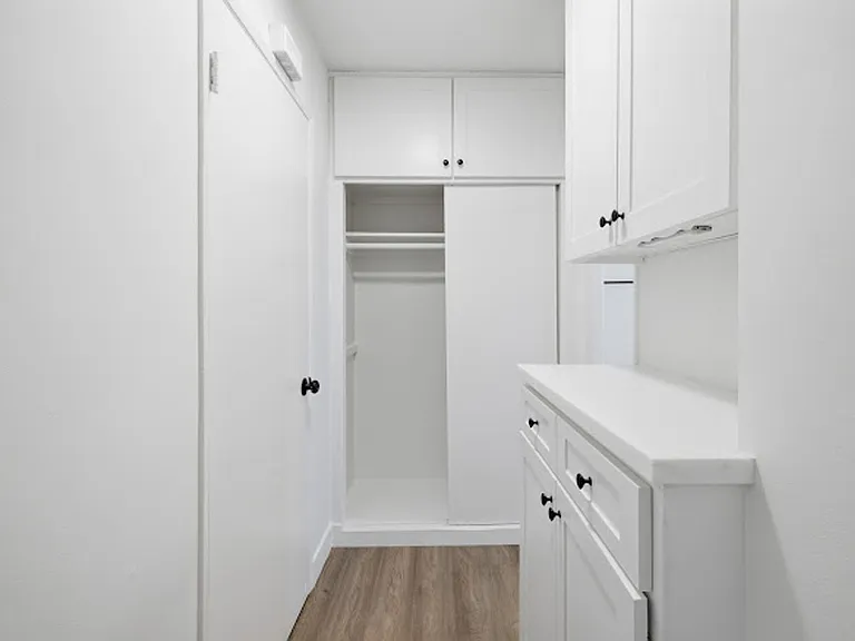 790 Coronado Ave — Photo 25