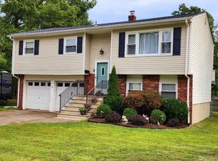 3 June Rd, Spotswood, NJ 08884