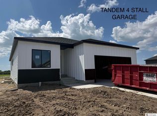 9615 S 87th St, Lincoln, NE 68526