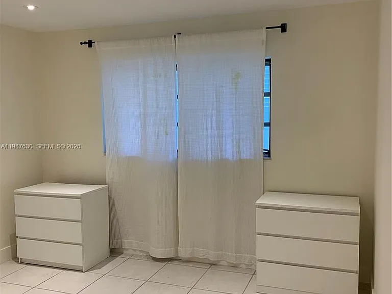 1200 Mariposa Ave #E104 — Photo 19