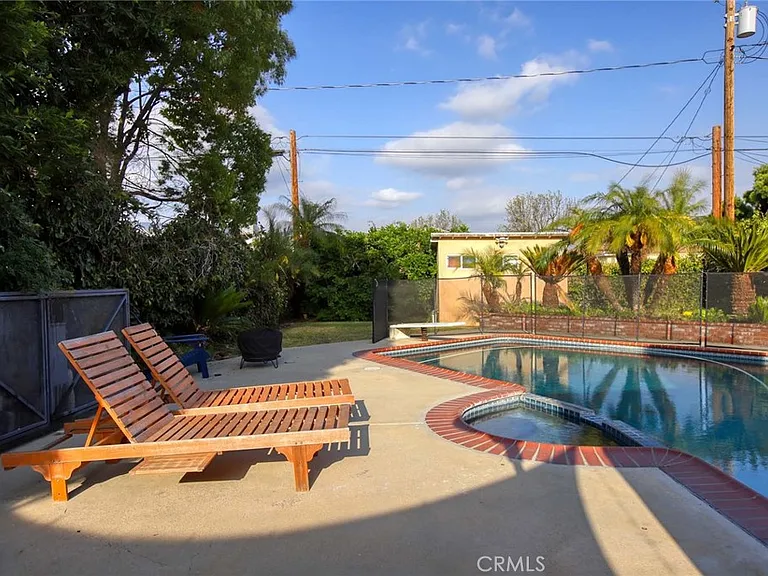 1412 N Catalina St — Photo 26