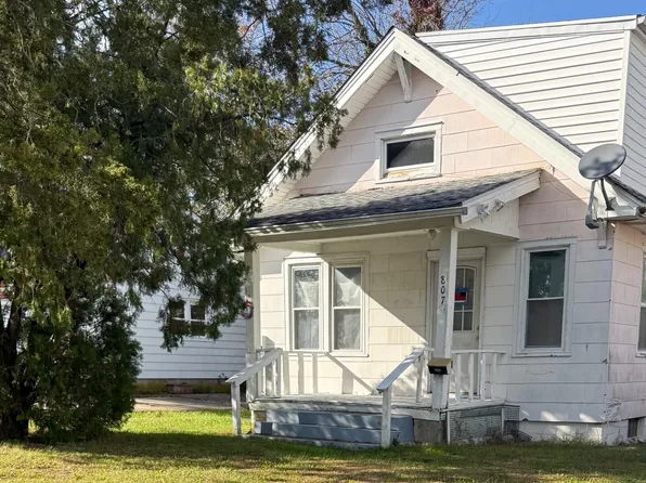 807 W North St, Dover, DE 19904